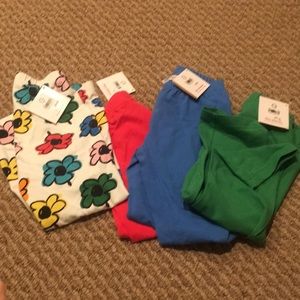 4 pair of size 130 Hanna Anderson crop leggings